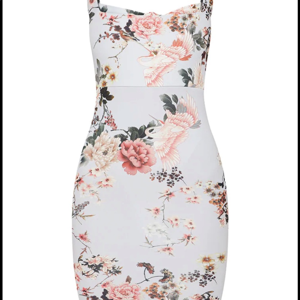 Pretty Little Thing: Floral Midi Dress 👗 *NEW*